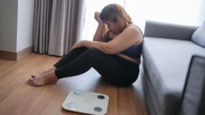 PMOS में diet और exercise के बावजूद वजन कम न होना